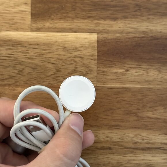 Apple Watch Magnetic Charger USB-A 1M White/White A1768 Genuine OEM USED Tested - Picture 4 of 5